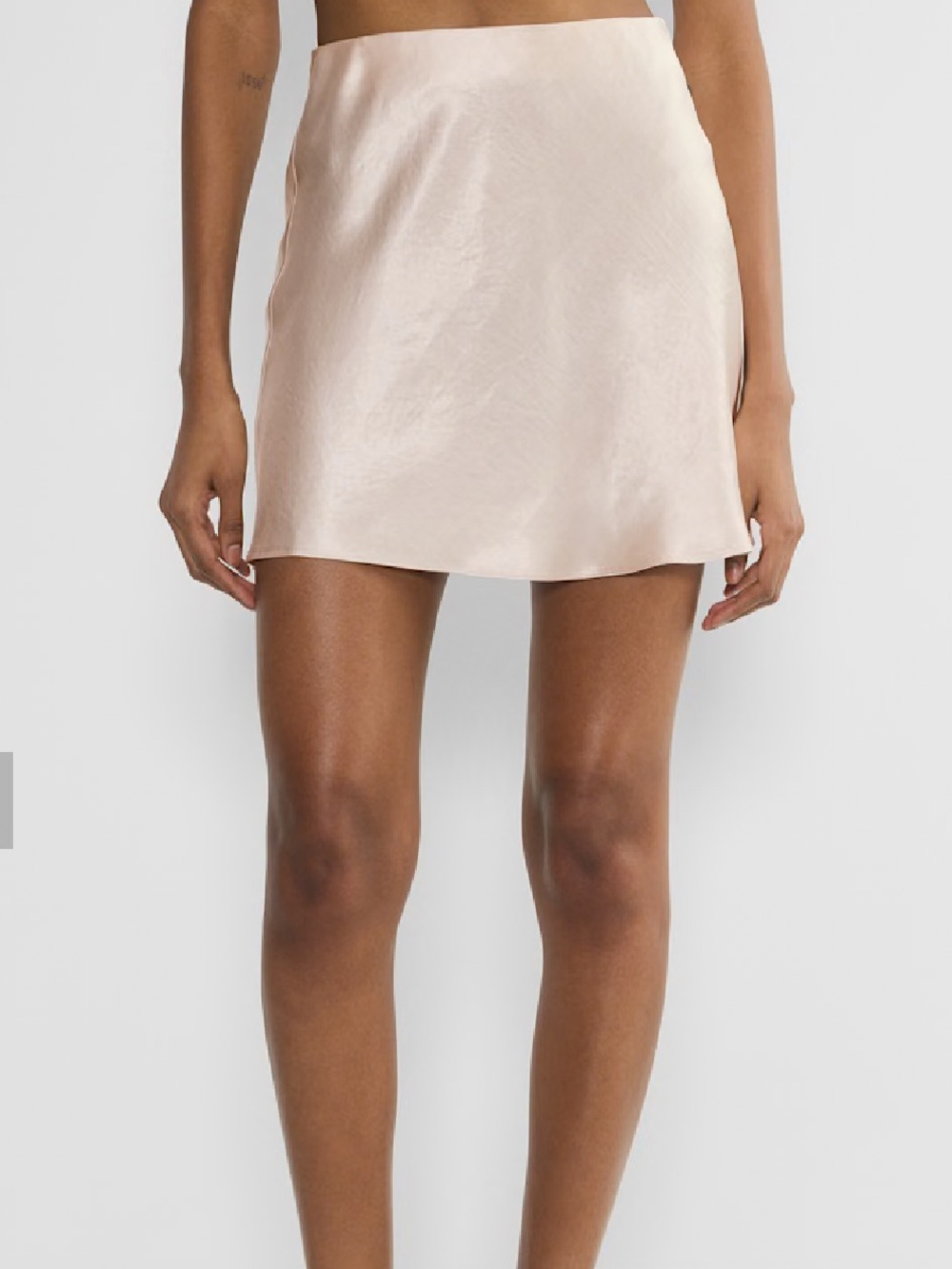 Aritzia Babaton Satin Mini Skirt in Blush Pink - size 8